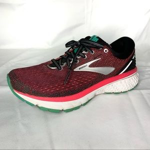 Brooks Ghost 11 WIDE shoes